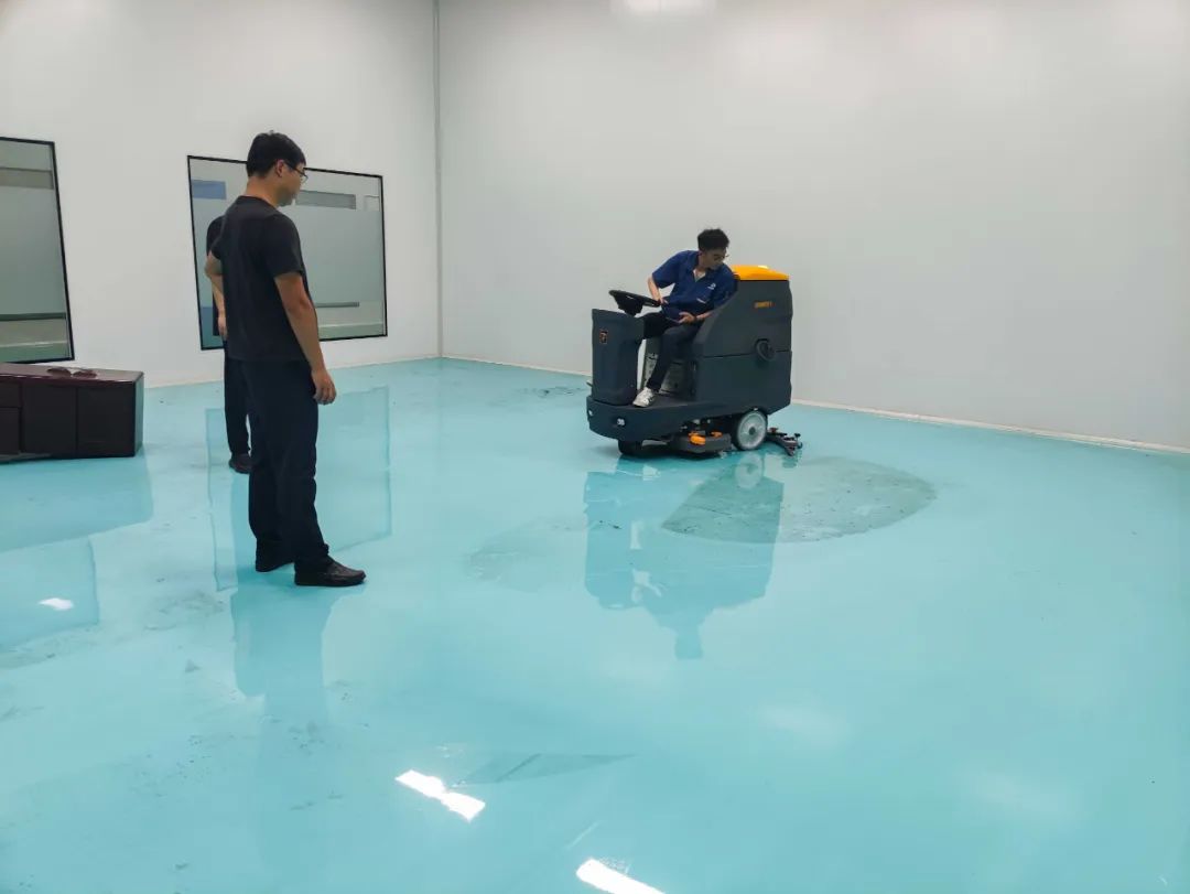 廠家來說全自動洗地機(jī)無法工作的解決方法